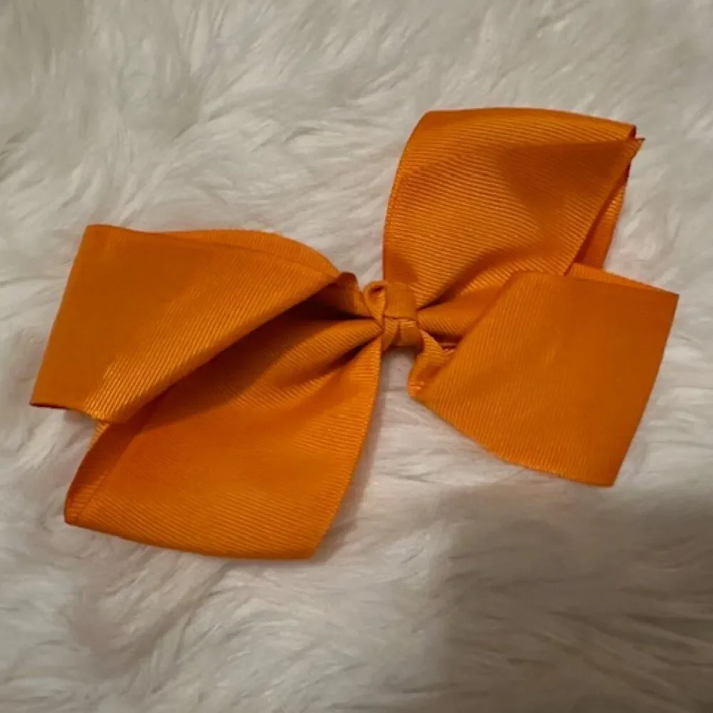 Bundle (3) of 6
